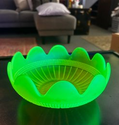 Uranium Glass/Art Glass Bowl 8' Scalloped Edges.