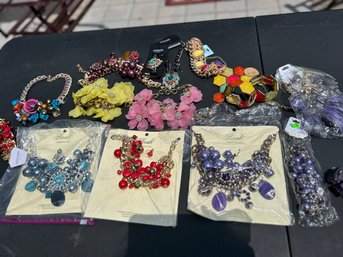 Brand New Costume Jewelry Lot: Floral