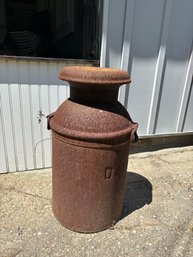 Vintages 10 Gallon Steel Milk Can 1930s-1940s 25' H