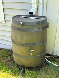 Flat Back Brass Spigot Rain Barrels, 50 Gallon