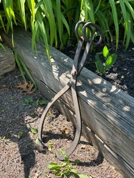 Antique Cast Iron Ice Tongs! Great For Decor Or Use!