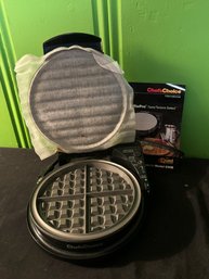 New Chef's Choice Round Belgian Waffle Maker