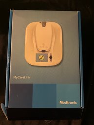 NEW Medtronic MyCareLink Patient Monitor Model 24952 Original Box- Works