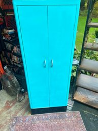 Vintage 1950s Metal Storage Cabinet/Pantry