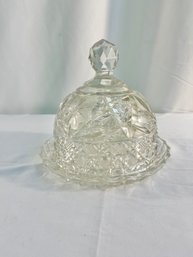 Elegant Crystal Cheese Dome With Faceted Handle