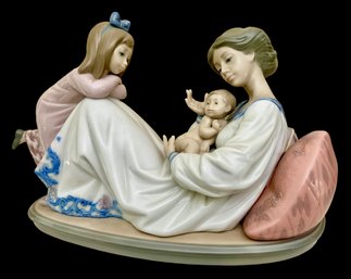 Retired LLADRO Latest Addition Mother Daughter Newborn Figurine