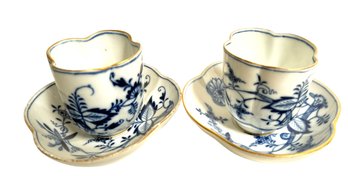 Pair Of Vintage Meissen Blue Danube Porcelain Cups & Saucers