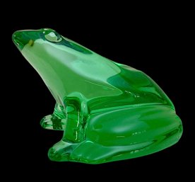 BACCARAT FRANCE Solid Green Frog Paperweight/statue