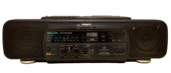 Sony CD Radio-Cassette Player Model CFD-68 Boom Box