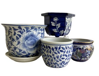 Four Blue And White Vintage Ceramic Planters Including Toyo