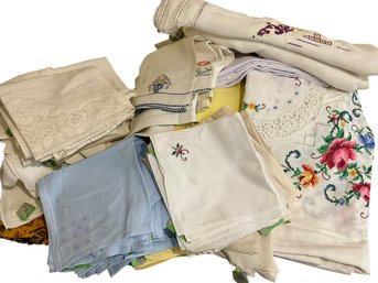 Assorted Group Of Table Linens