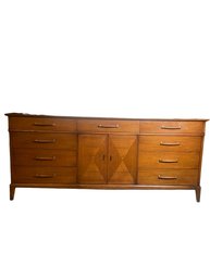Mcm Circa 60 Henredon Walnut 9 Drawer Dresser