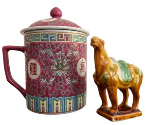 Traditional Chinese Jingdezhen Porcelain Tea Cup And Horse Figurine