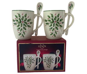 Set Of Two Lenox Holiday Cocoa Mugs With Spoon -  New In Box