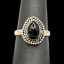 Vintage Sterling Silver Onyx Smooth Stone Tear Drop Ring, Size 8.25