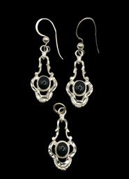 Vintage Sterling Silver Onyx Smooth Stone Ornate Dangle Earrings And Pendant