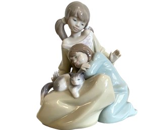 1990 Lladro Porcelain Figure 'Little Sister'