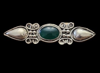 Beautiful Vintage Sterling Silver Green Color Brooch/Pin