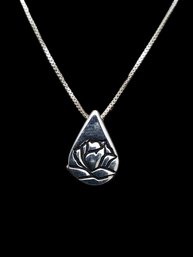 Vintage Sterling Silver Rose Pendant Necklace