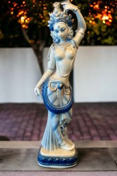 RARE RETIRED Hindu Dancer  LLADRO Figurine