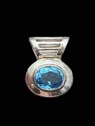 Beautiful Vintage Aquamarine Color Stone Pendant