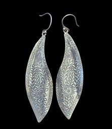 Beautiful Vintage Sterling Silver Floral Design Dangle Earrings