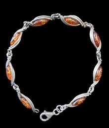 Beautiful Vintage Sterling Silver Amber Bracelet