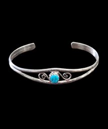 Vintage Native American Sterling Silver Turquoise Color Bracelet
