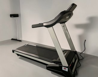 Spirit Treadmill  XT285 Purchased 2021