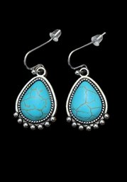 Southwestern Turquoise Color Dangle Earrings