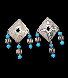 Vintage Southwestern Turquoise Color Dangle Designer Earrings