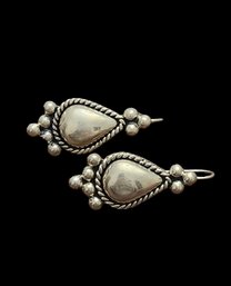 Beautiful Vintage CII Mexican Sterling Silver Designer Earrings