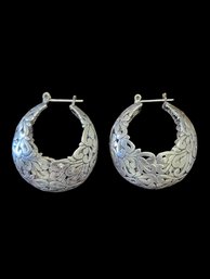 Beautiful Vintage Sterling Silver Intricate Cut Out Hoop Earrings