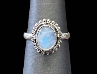 Beautiful Vintage Sterling Silver Rainbow Moonstone Ring, Size 8.5