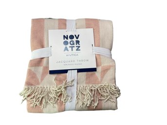 Novogratz NEW Jacquard Throw Blanket - Pink