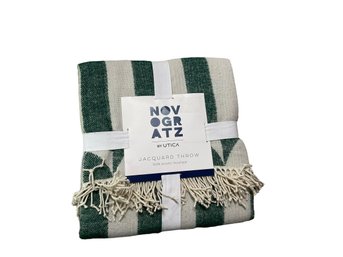 NEW Novogratz Jacquard Throw - Green