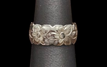 Vintage Designer LG Floral Ring, Size 6