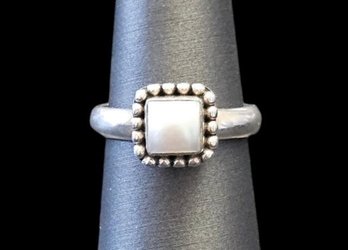 Vintage Designer SILPADA Sterling Silver Mother Of Pearl Ring, Size 7