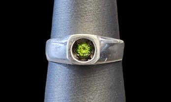 Vintage Sterling Silver Peridot Stone Ring, Size 9.5