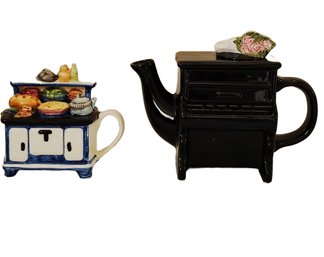 Vintage Collectible Small Black Ceramic Teapot & Mini Ceramic Country Kitchen Stove/oven Teapot