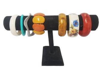 Lovely Selection Of 7 Women's Marbled, Floral & Solid Color Bangle Bracelets