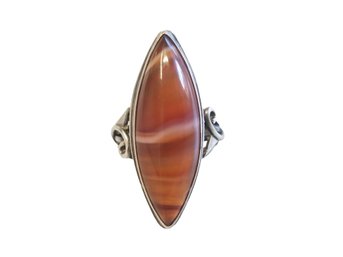 Vintage Silver Banded Marquise Shaped Agate Ring - Size 6.5