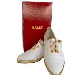 Women's Vintage Bally Jallut White Leather Gold Trim Flats/Sneakers Size 9M - With Box