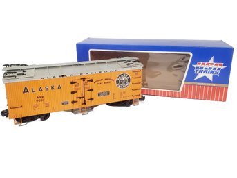 USA Trains R16204A Alaska Railroad Orange Refrigerator Car #9005 - G Scale Train In Original Box