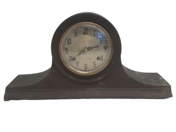 Collectable Antique New Haven Clock Co. 'Harmony' Chime Mantel Clock With Key