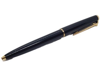 Vintage Montblanc Classic 380 Germany Black & Gold Ball Point Pen