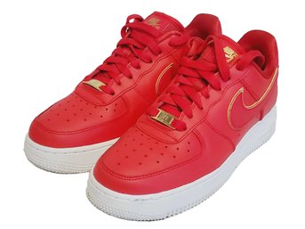 NIKE Women's Air Force 1 07 ESS - University Red - Size 7.5 In Box