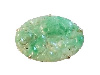 Antique Oval Jade Brooch Set In 14kt Yellow Gold