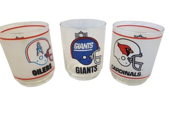 Trio Of Vintage NFL Football 12 Oz Frosted Glasses - Giants, Oilers & Cardinals