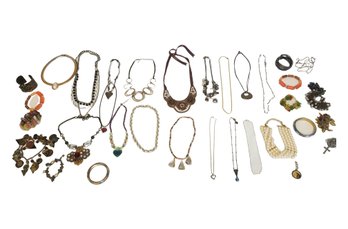 Vintage Necklaces & Bracelets Costume Jewelry